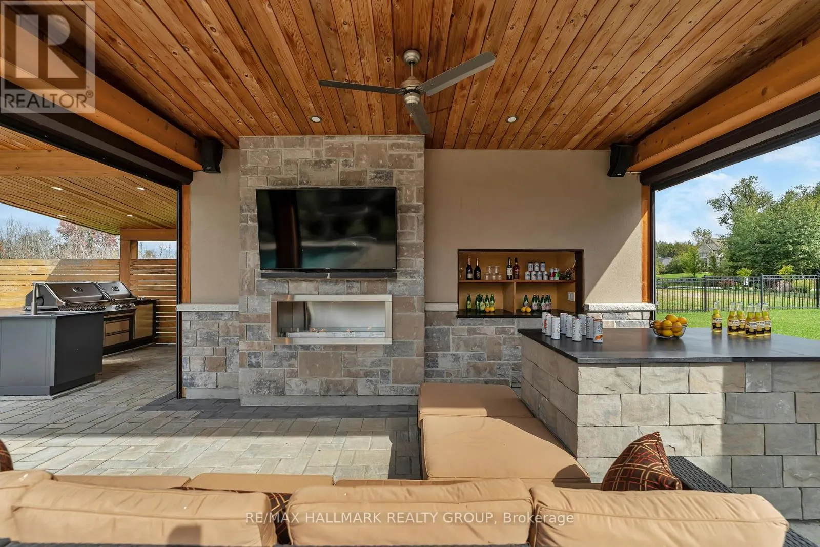 5813 RED CASTLE RIDGE