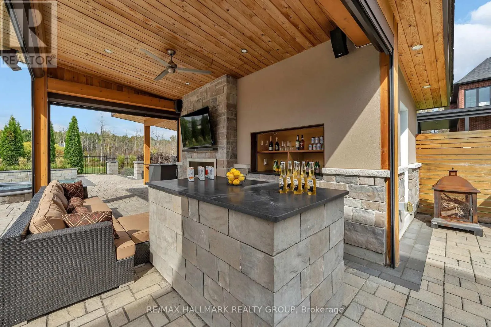 5813 RED CASTLE RIDGE
