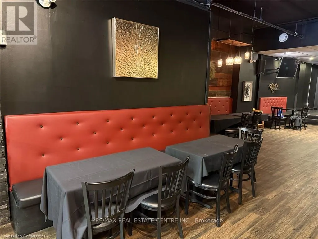 179 KING STREET W