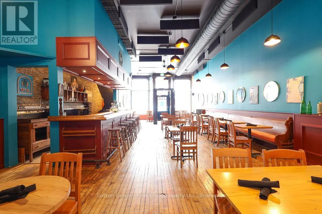MAIN - 159 QUEEN STREET E, #main