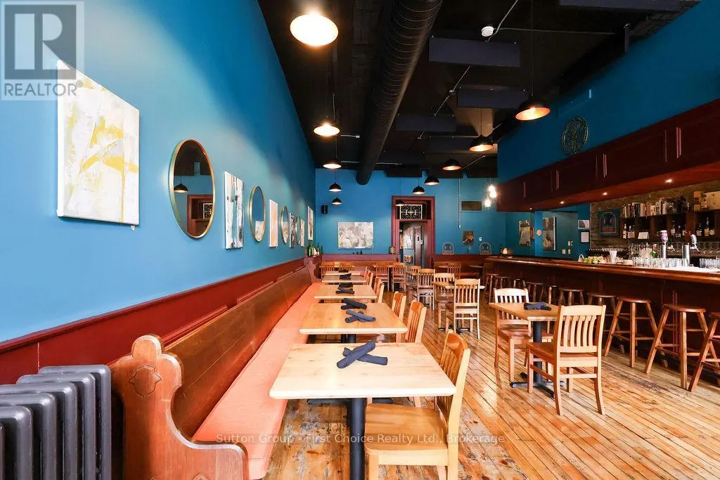 MAIN - 159 QUEEN STREET E, #main