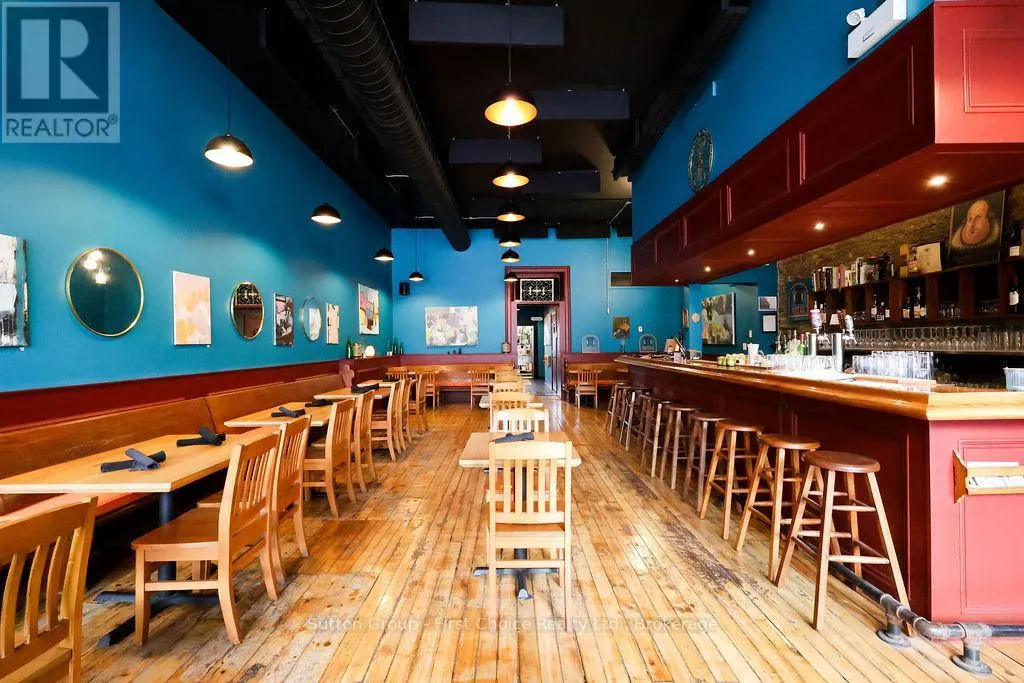 MAIN - 159 QUEEN STREET E, #main