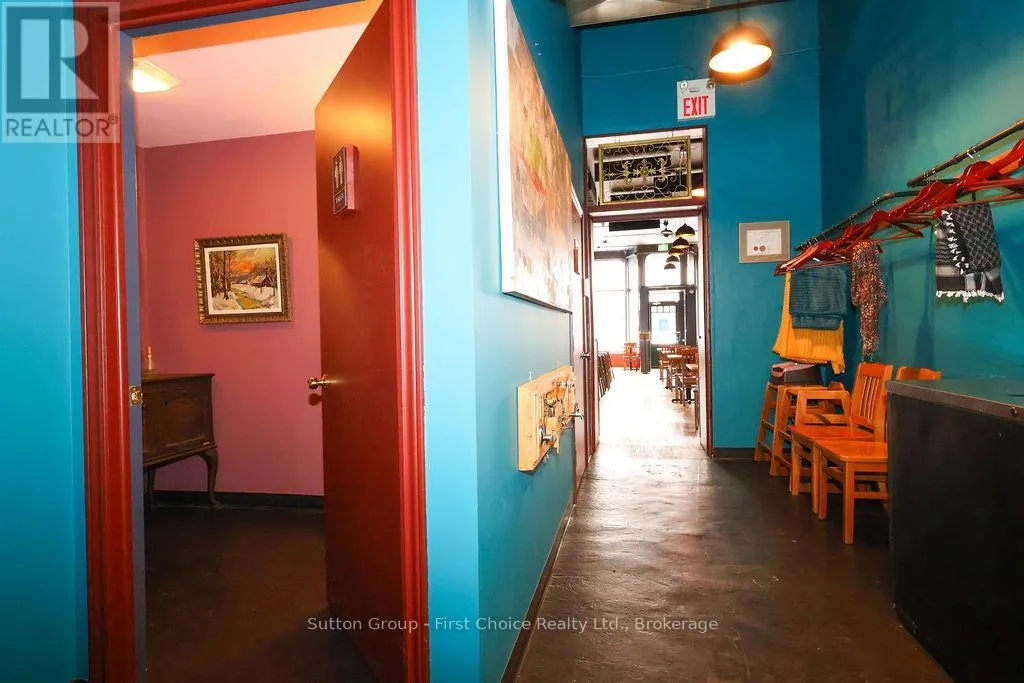 MAIN - 159 QUEEN STREET E, #main