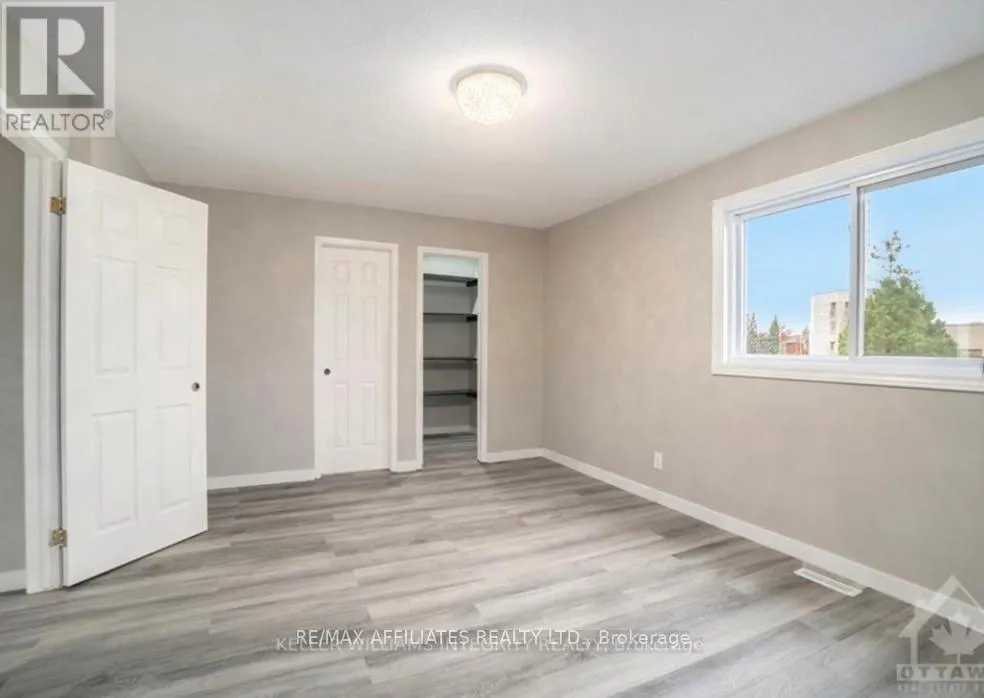 563 LATOUR CRESCENT