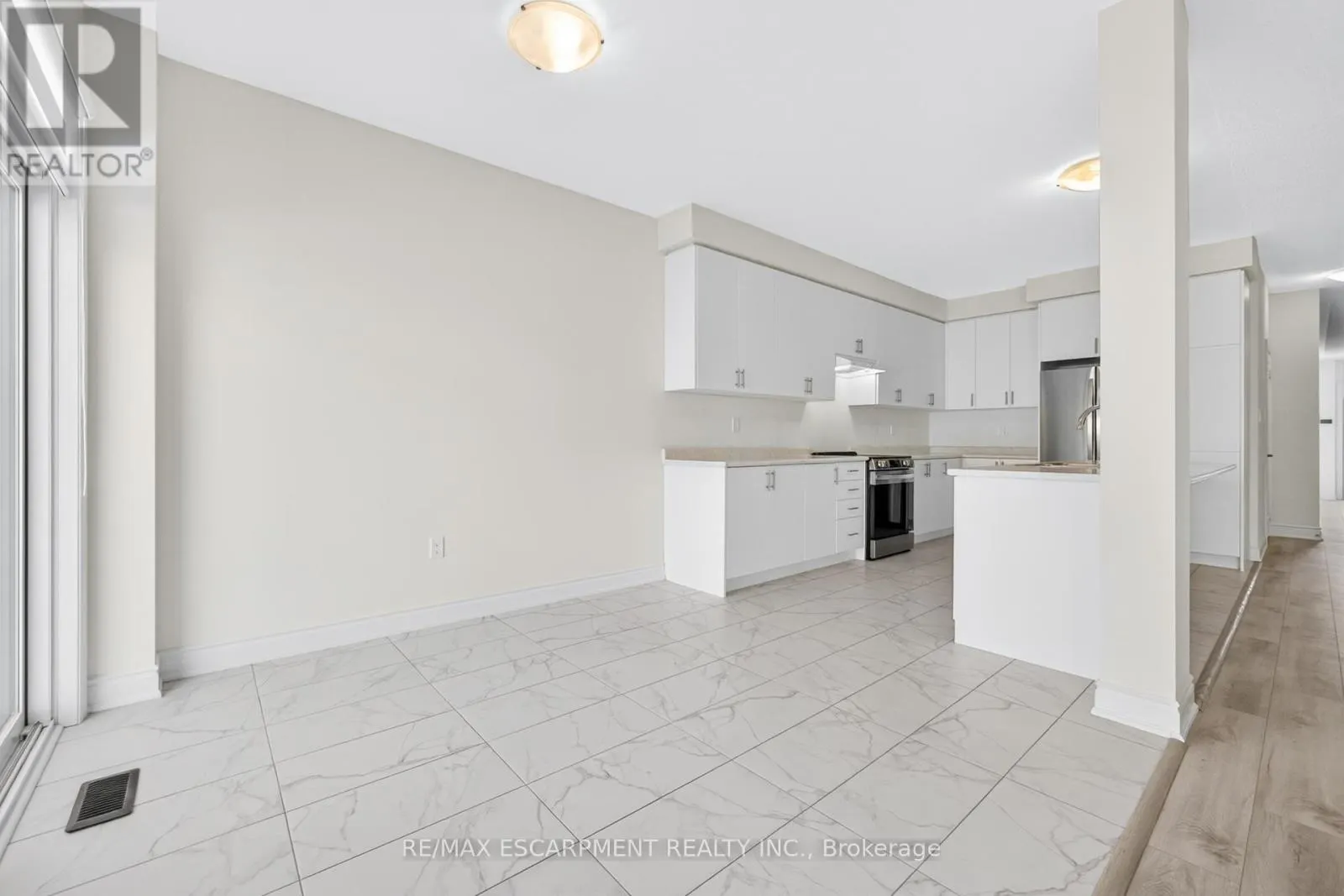 47 BLOOMFIELD CRESCENT