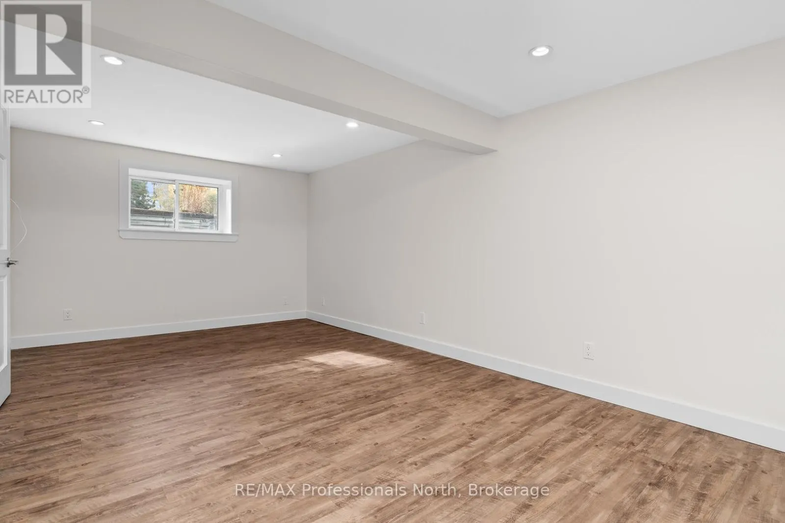 11 ANDREA DRIVE