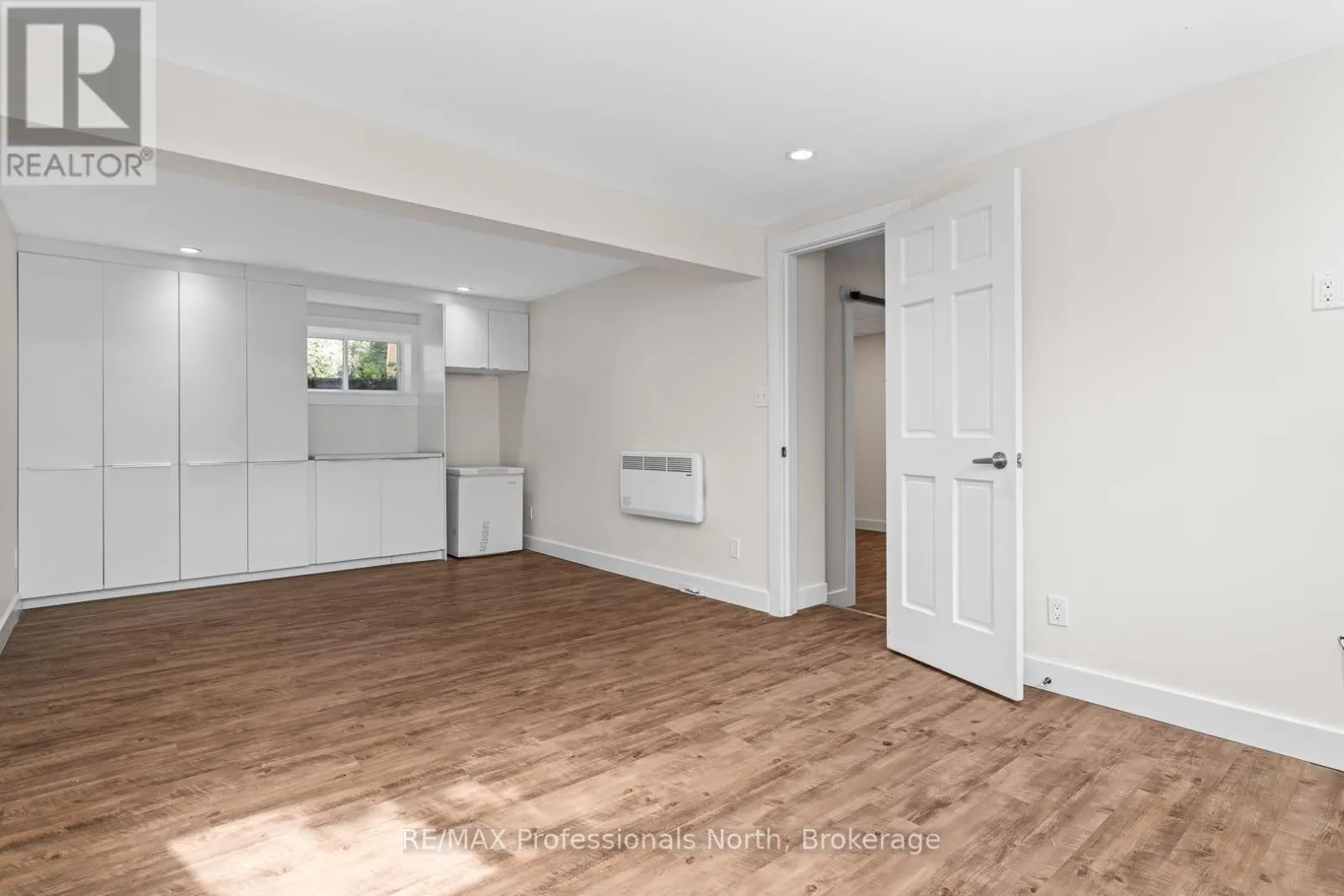 11 ANDREA DRIVE
