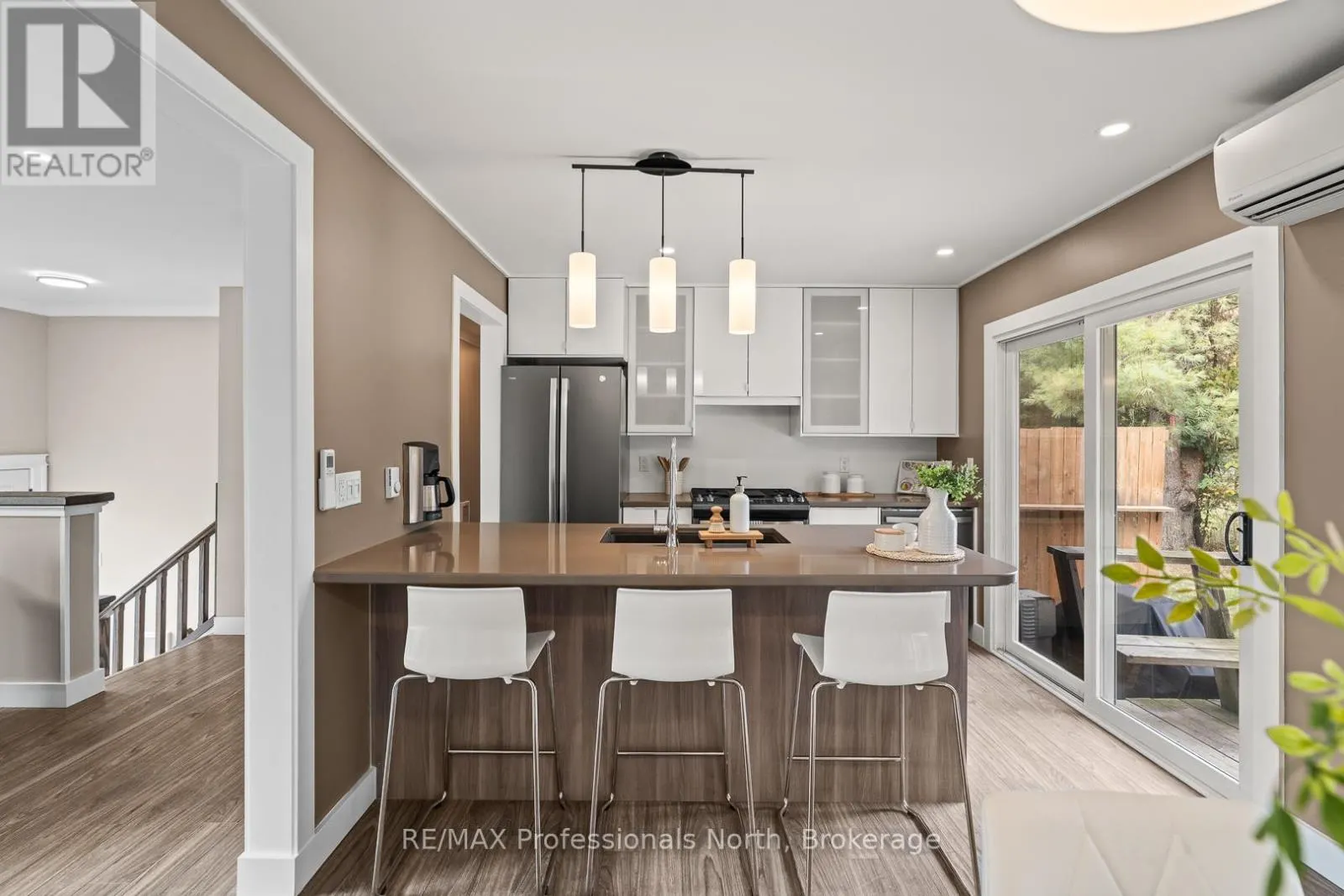 11 ANDREA DRIVE