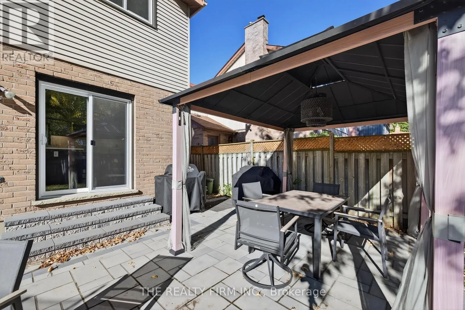 107 CHESWICK CIRCLE