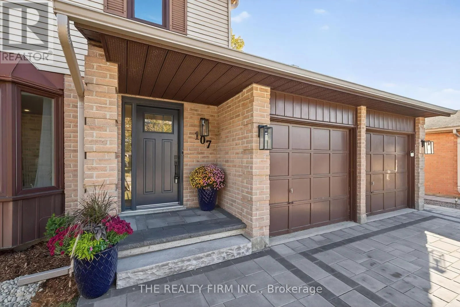 107 CHESWICK CIRCLE