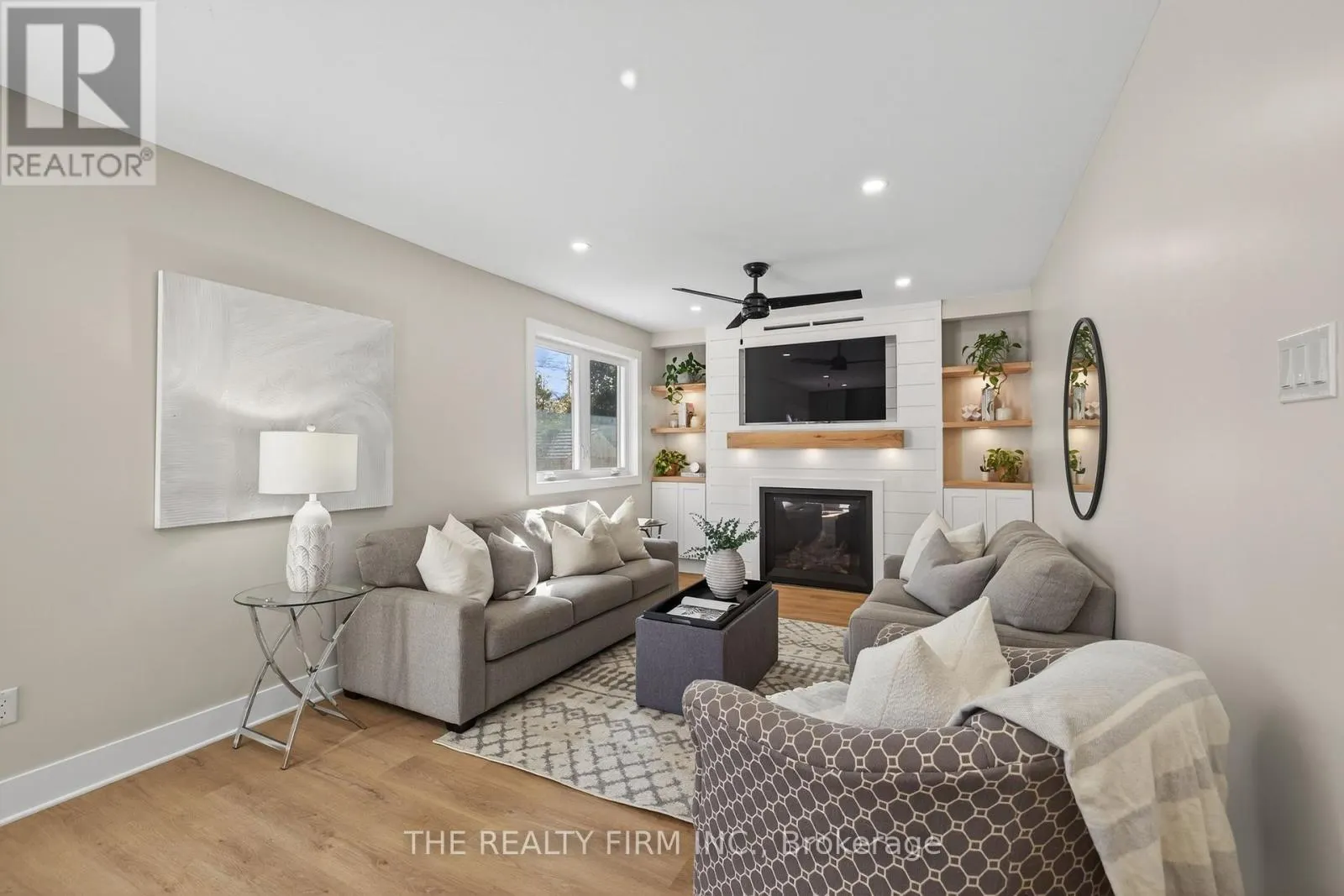 107 CHESWICK CIRCLE