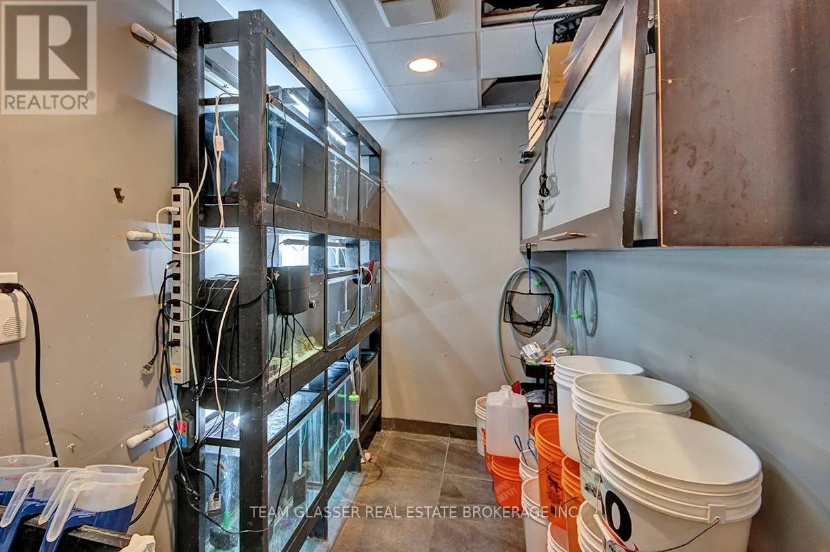 5 - 99 BELMONT DRIVE, #5
