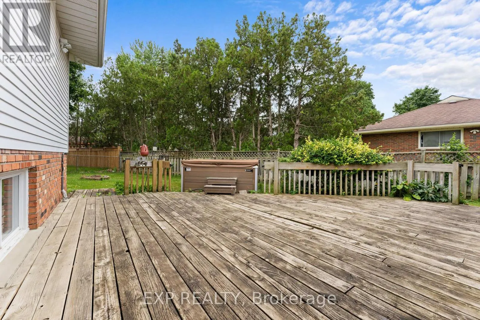 121 TOLLGATE ROAD