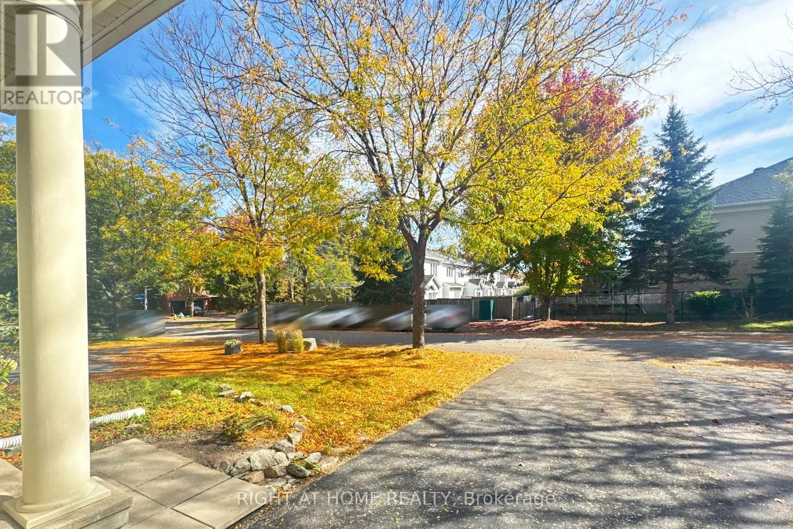 321 BRECKENRIDGE CRESCENT