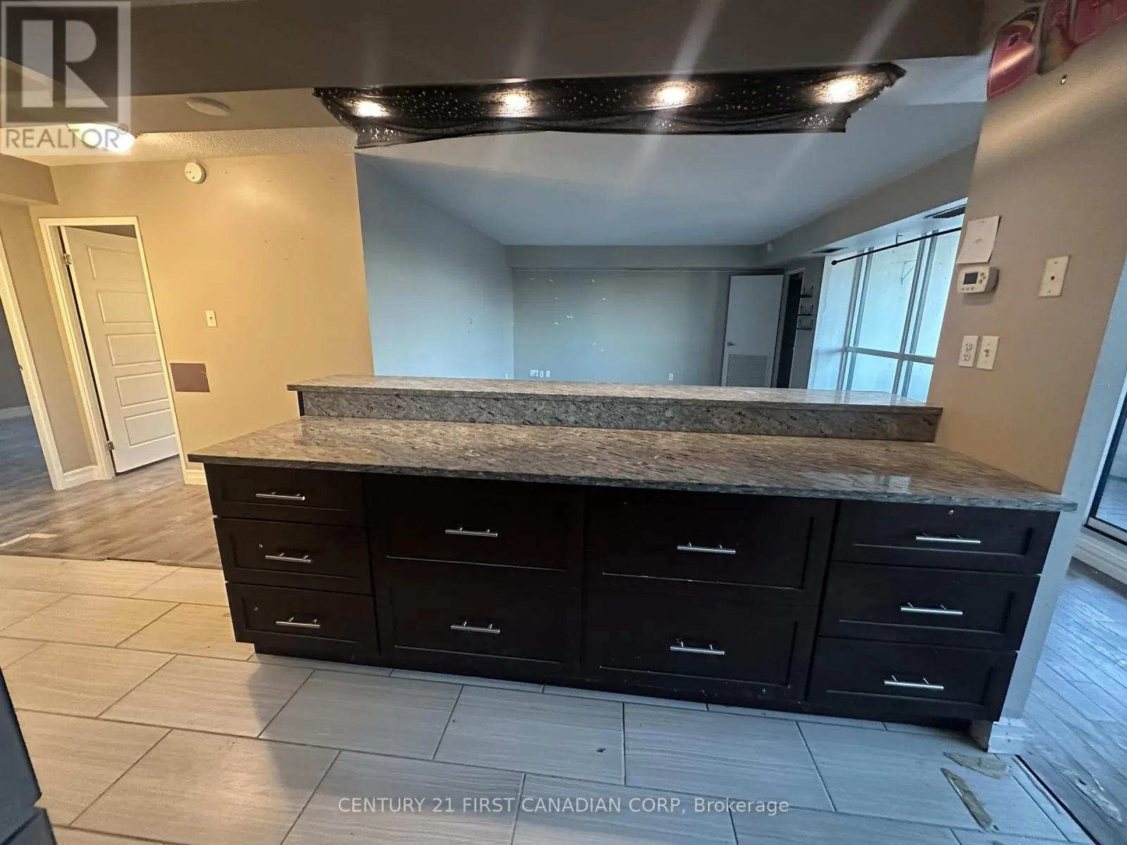 506 - 389 DUNDAS STREET, #506