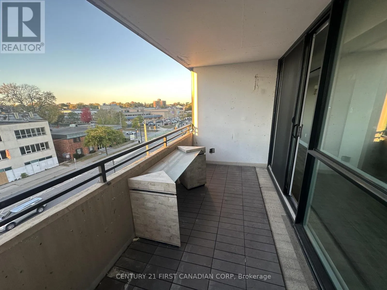 506 - 389 DUNDAS STREET, #506