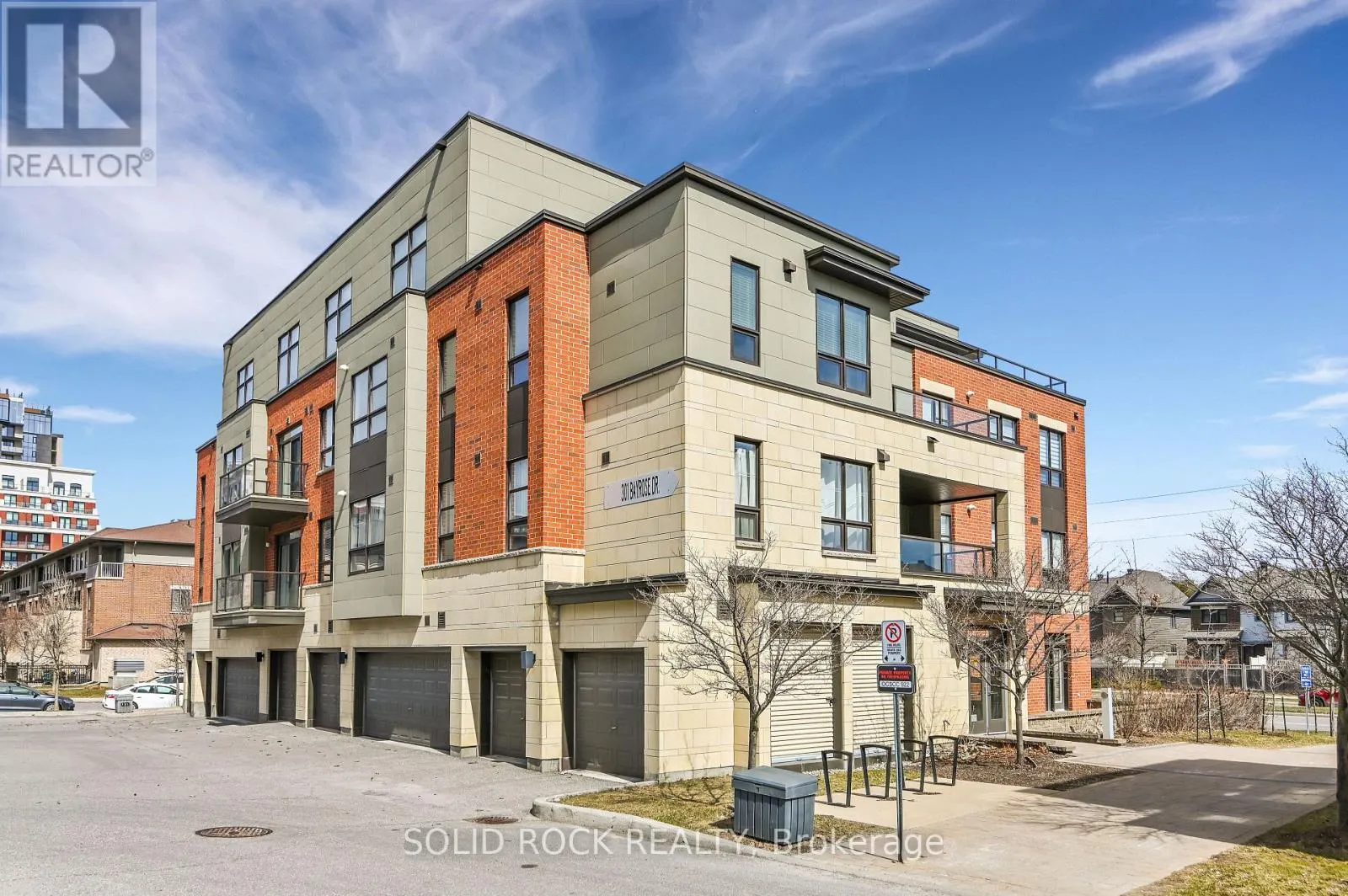 302 - 301 BAYROSE DRIVE