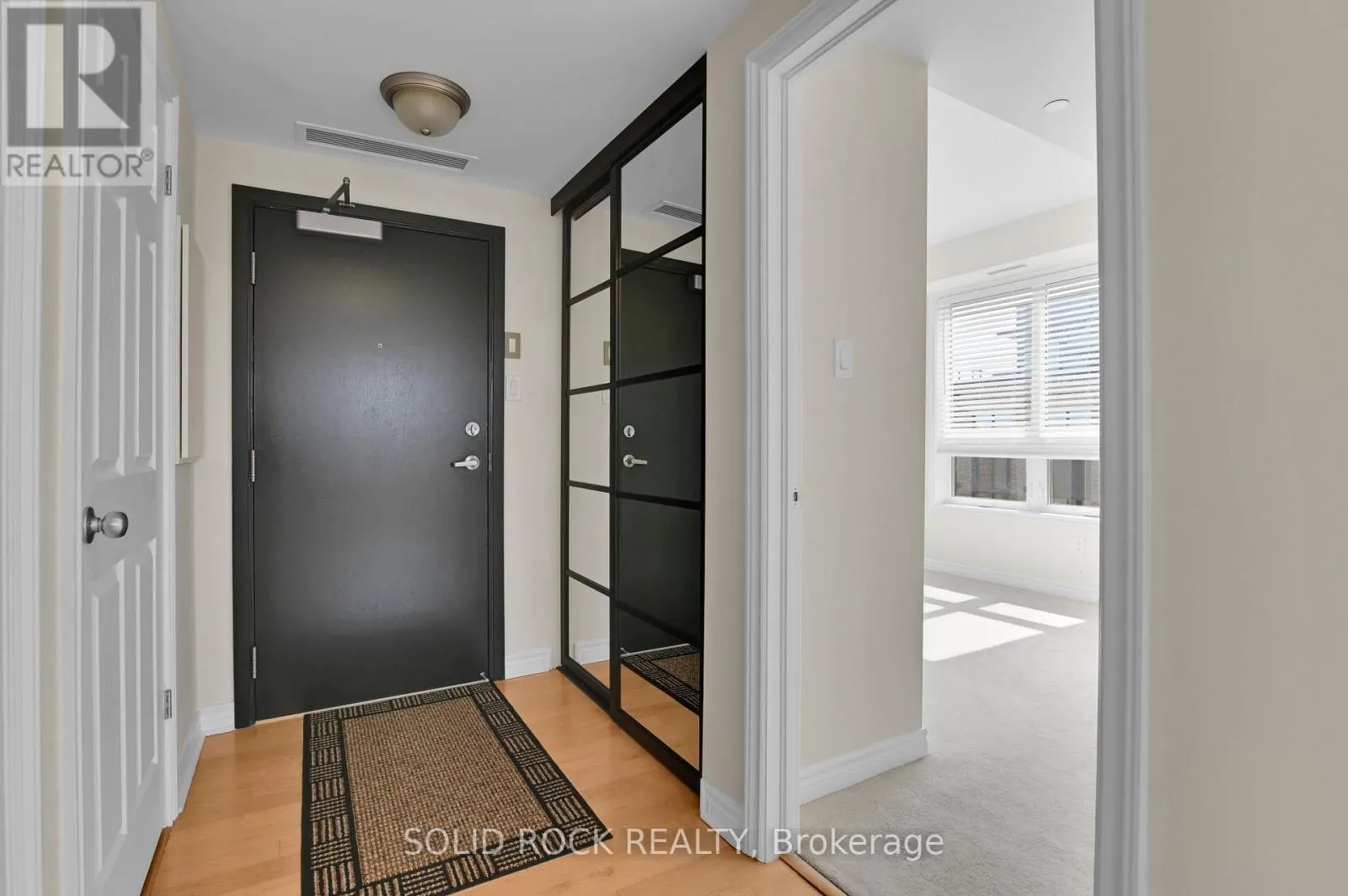 302 - 301 BAYROSE DRIVE