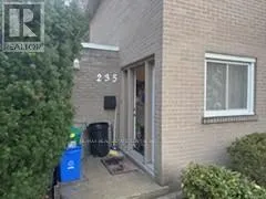 4 - 235 SHAKESPEARE DRIVE