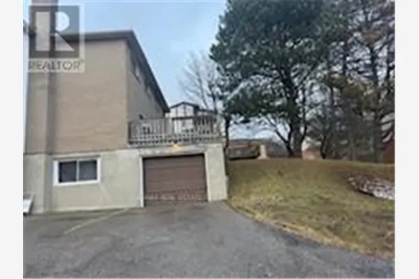 4 - 235 SHAKESPEARE DRIVE