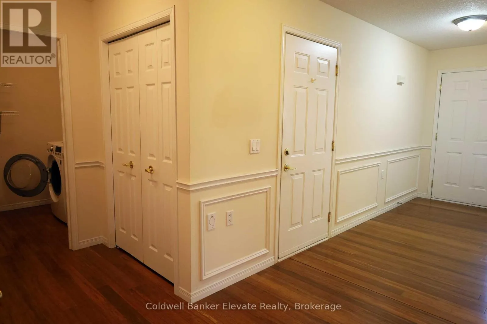 16 - 2705 KINGSWAY DRIVE