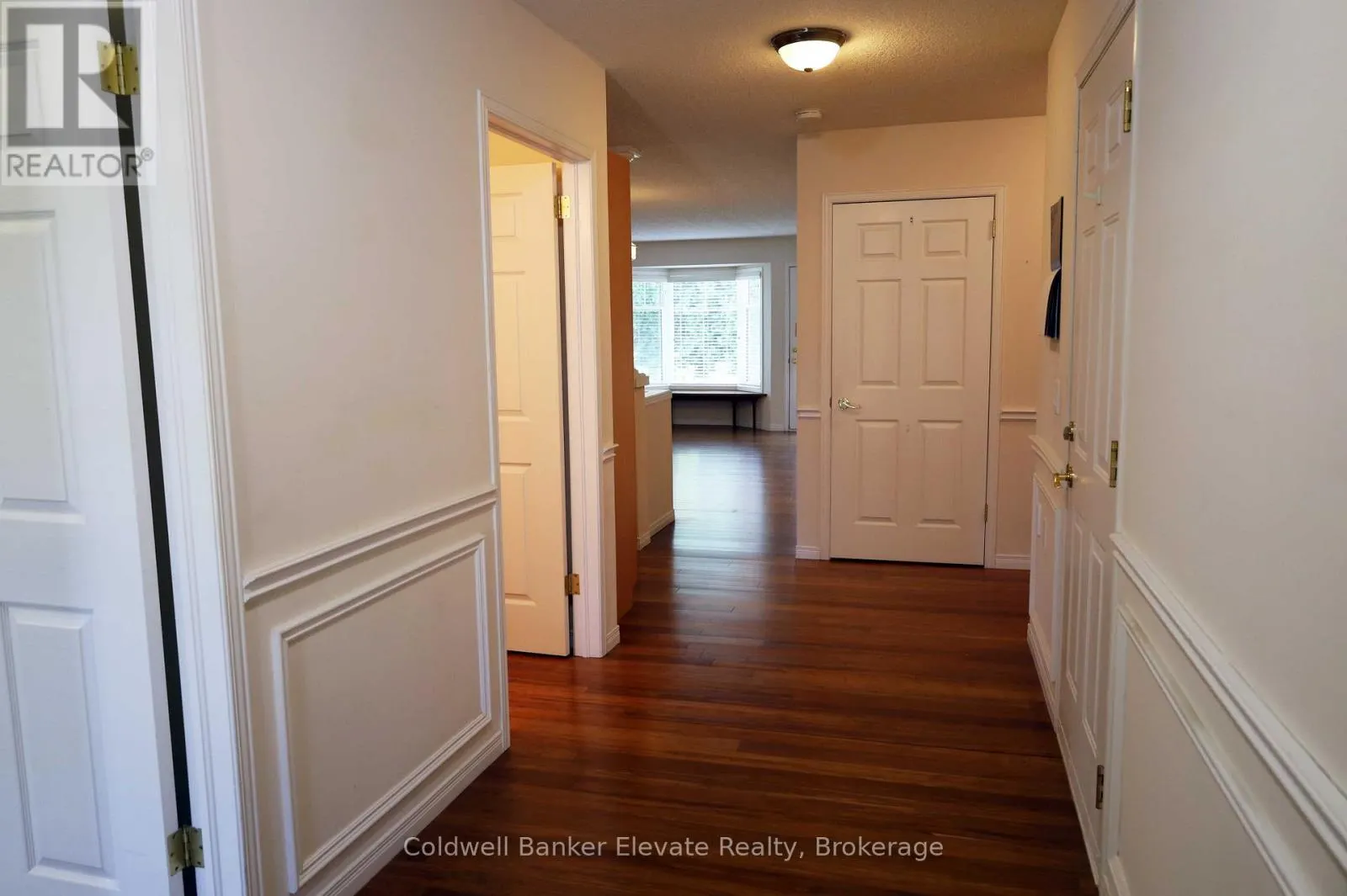 16 - 2705 KINGSWAY DRIVE