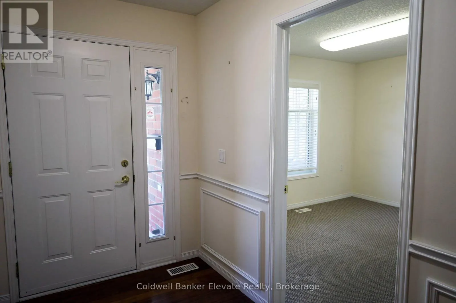 16 - 2705 KINGSWAY DRIVE