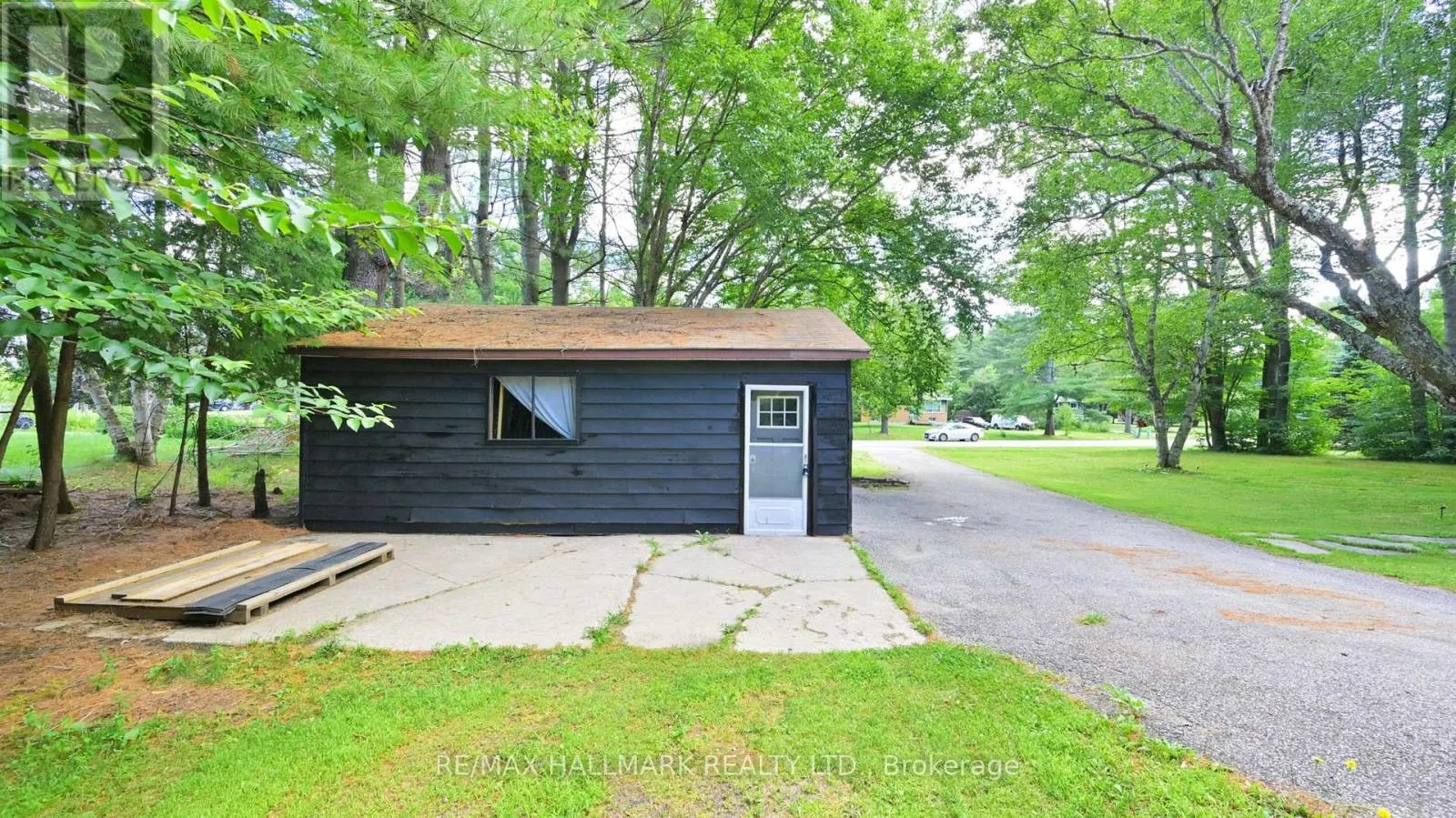 14 SELLENS AVENUE