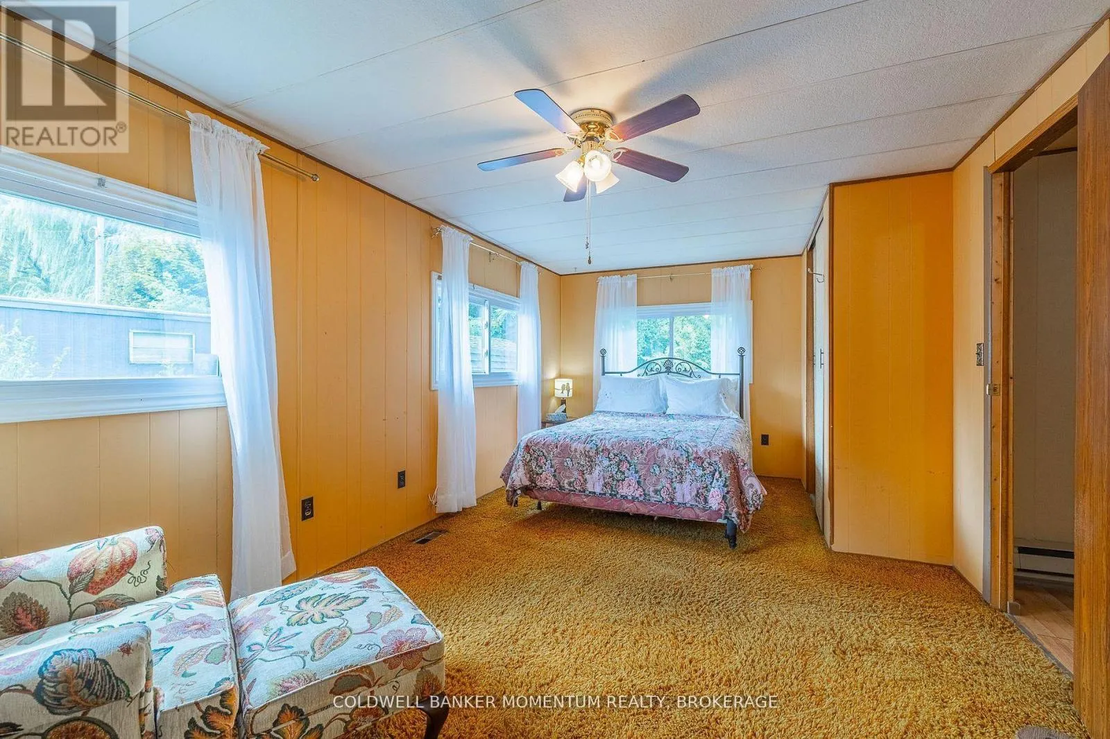 214 - 241 ST. PAUL STREET W, #214