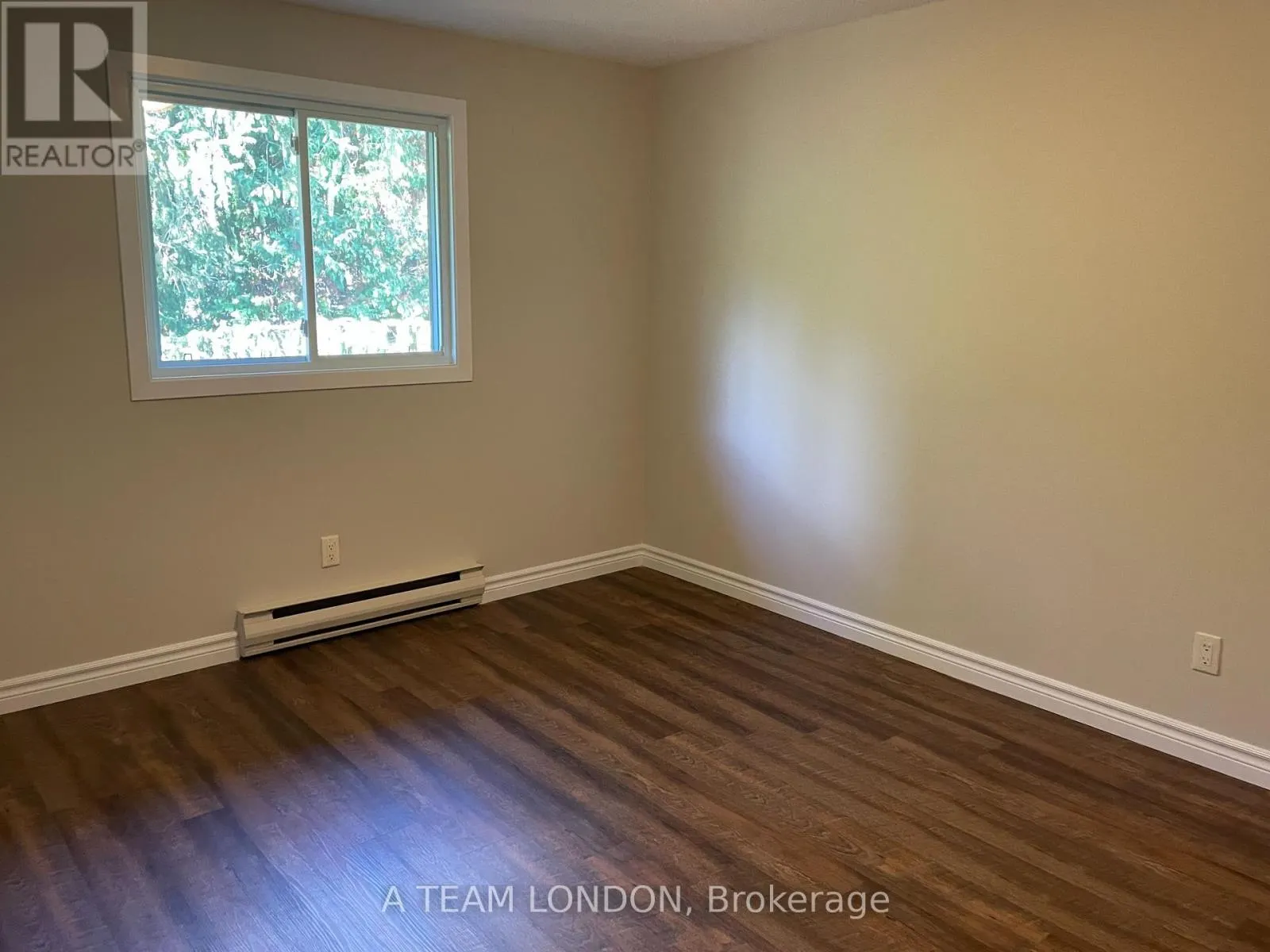 40 - 355 SANDRINGHAM CRESCENT, #40