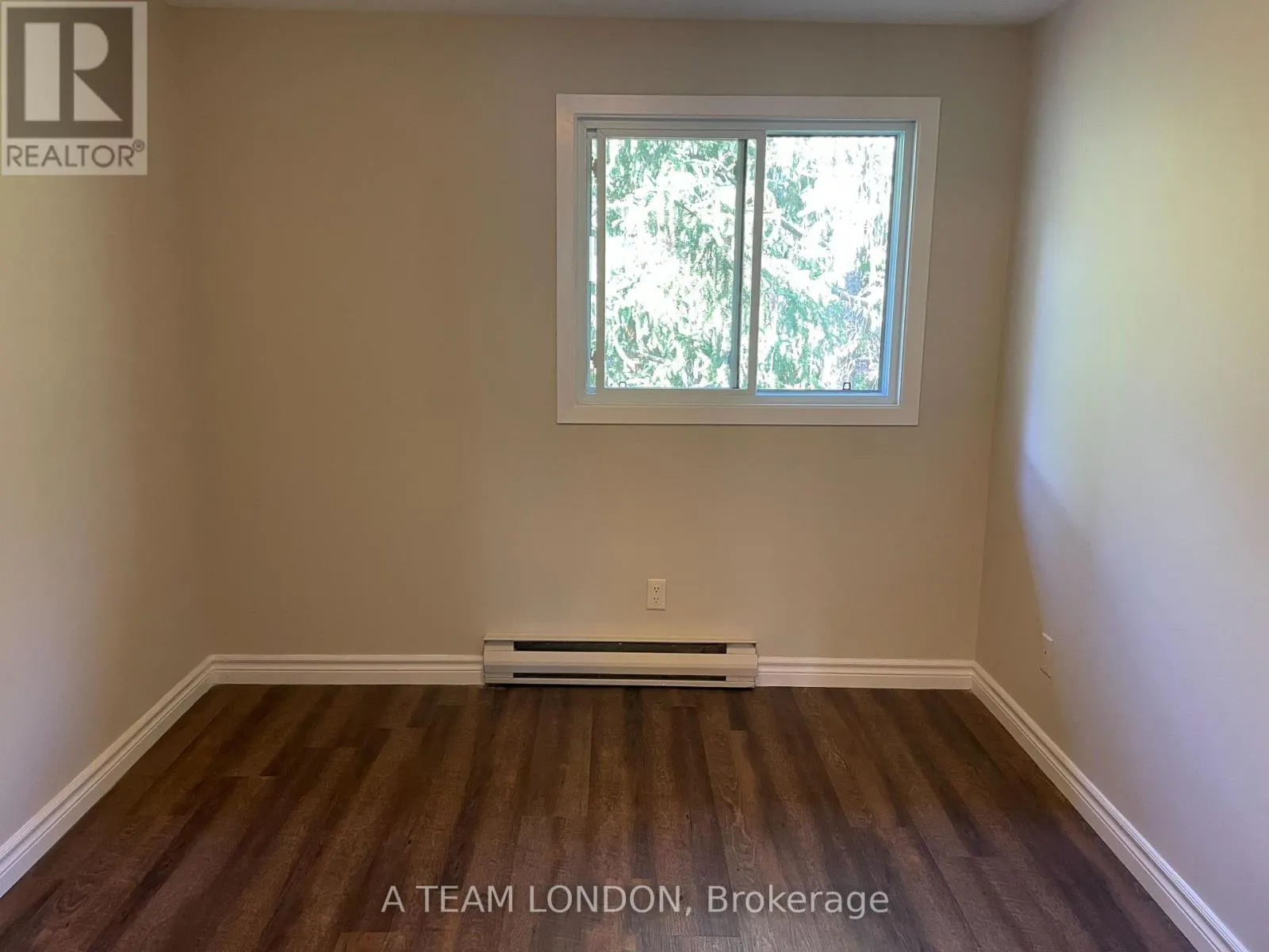 40 - 355 SANDRINGHAM CRESCENT, #40