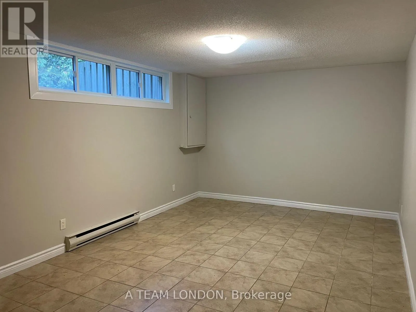 40 - 355 SANDRINGHAM CRESCENT, #40