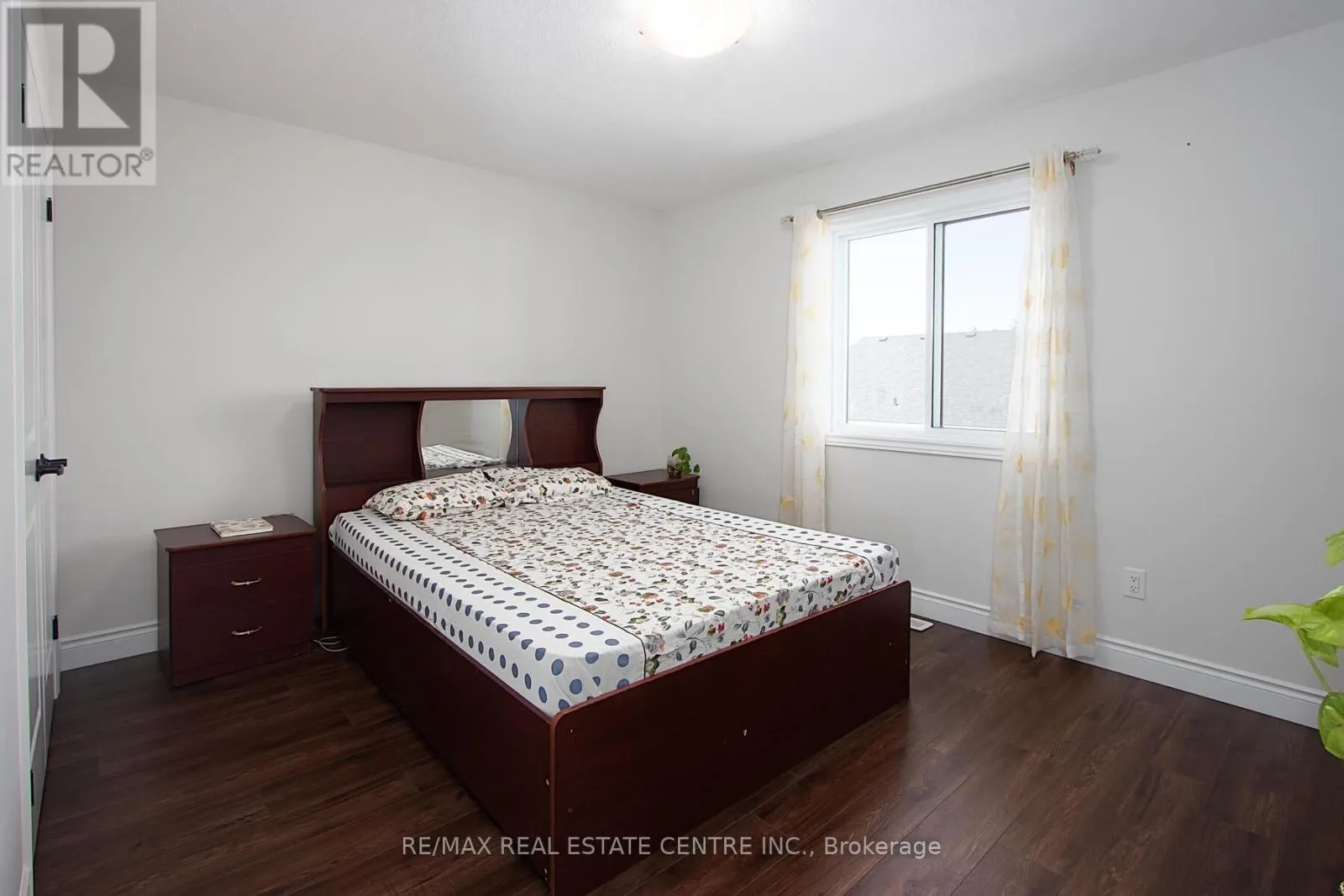 48 CASH CRESCENT