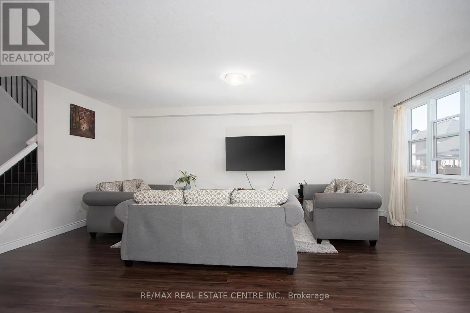 48 CASH CRESCENT