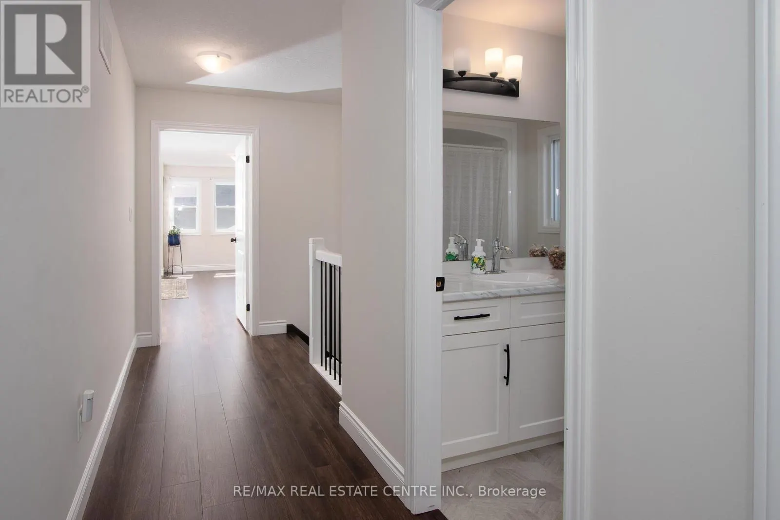 48 CASH CRESCENT