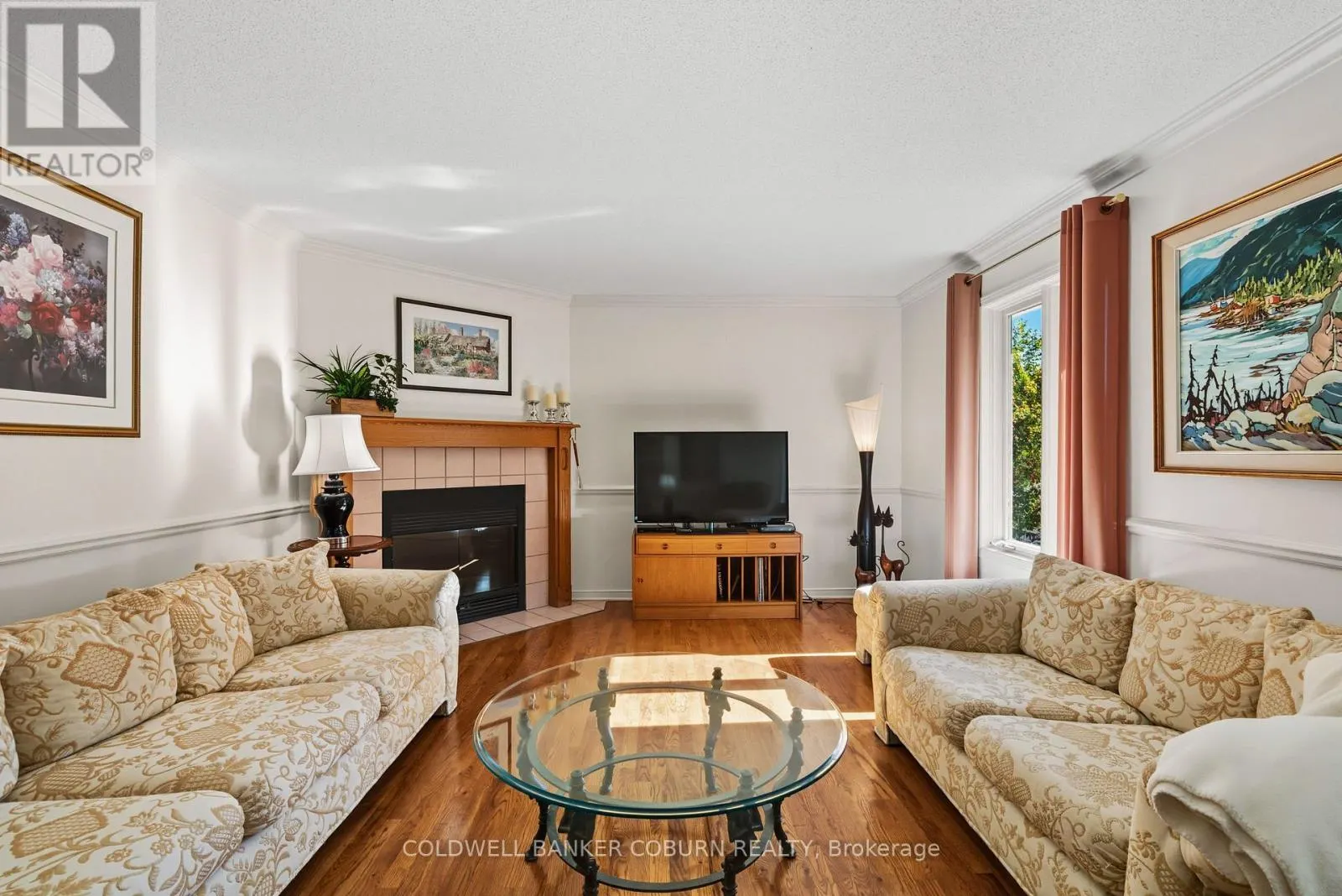 2 SUGAR MAPLE WAY