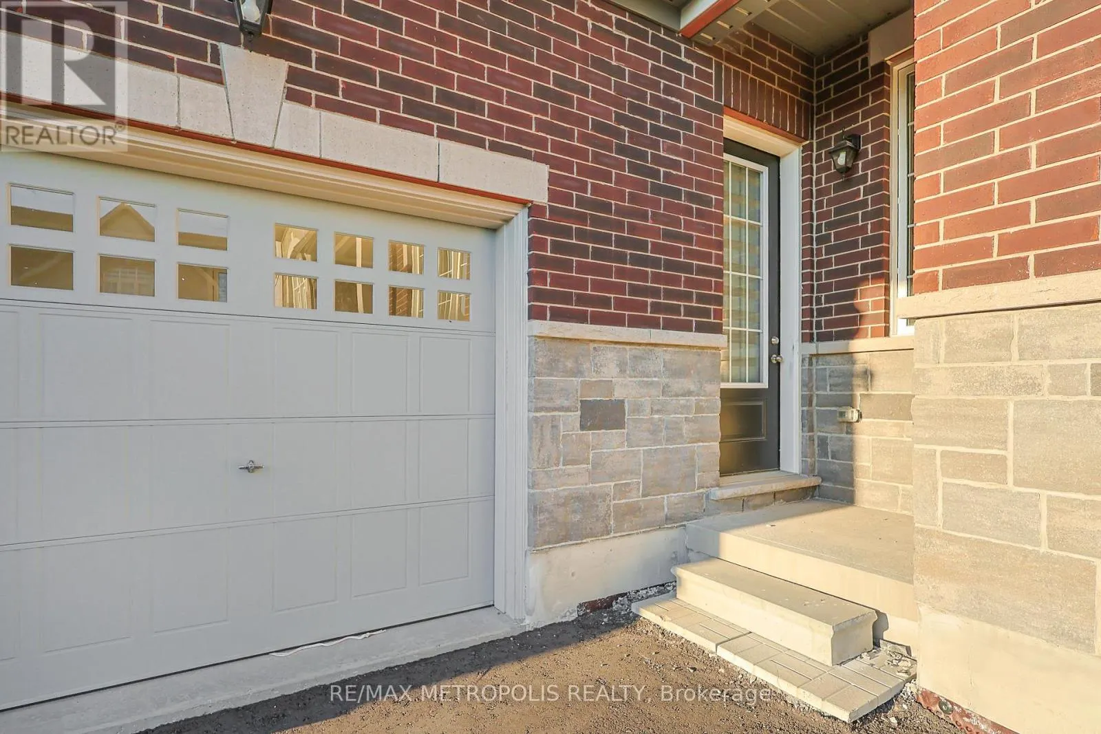 35 - 108 GOLDEN MEADOWS DRIVE