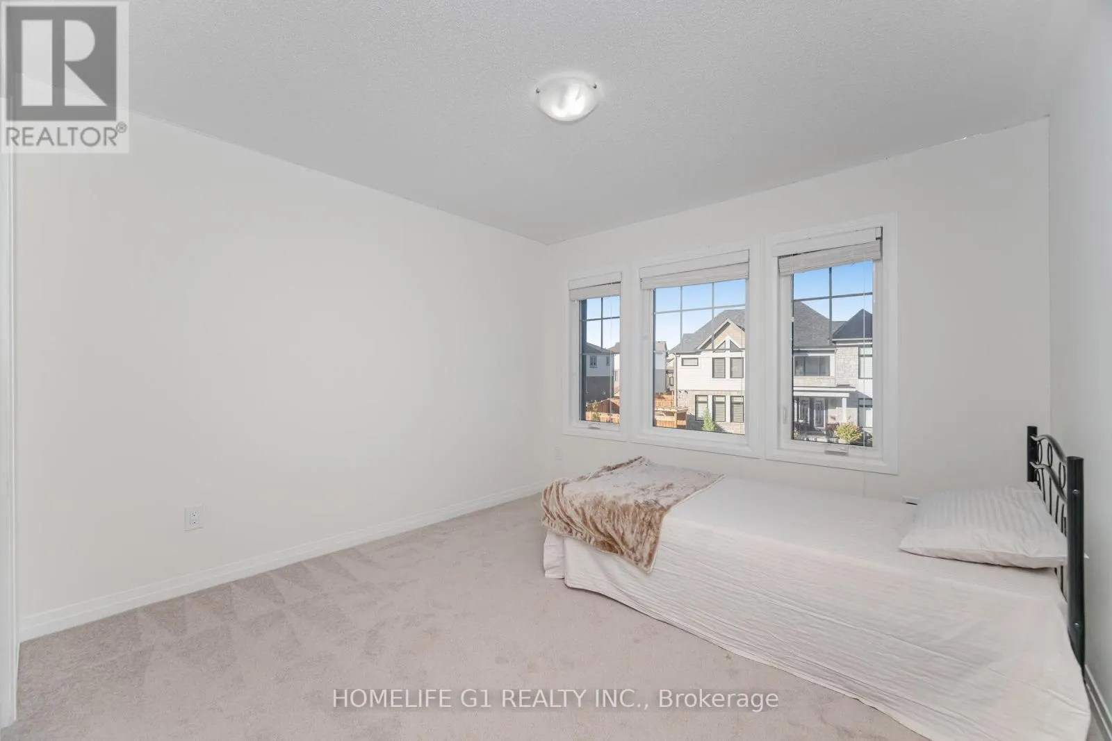 91 FAIREY CRESCENT