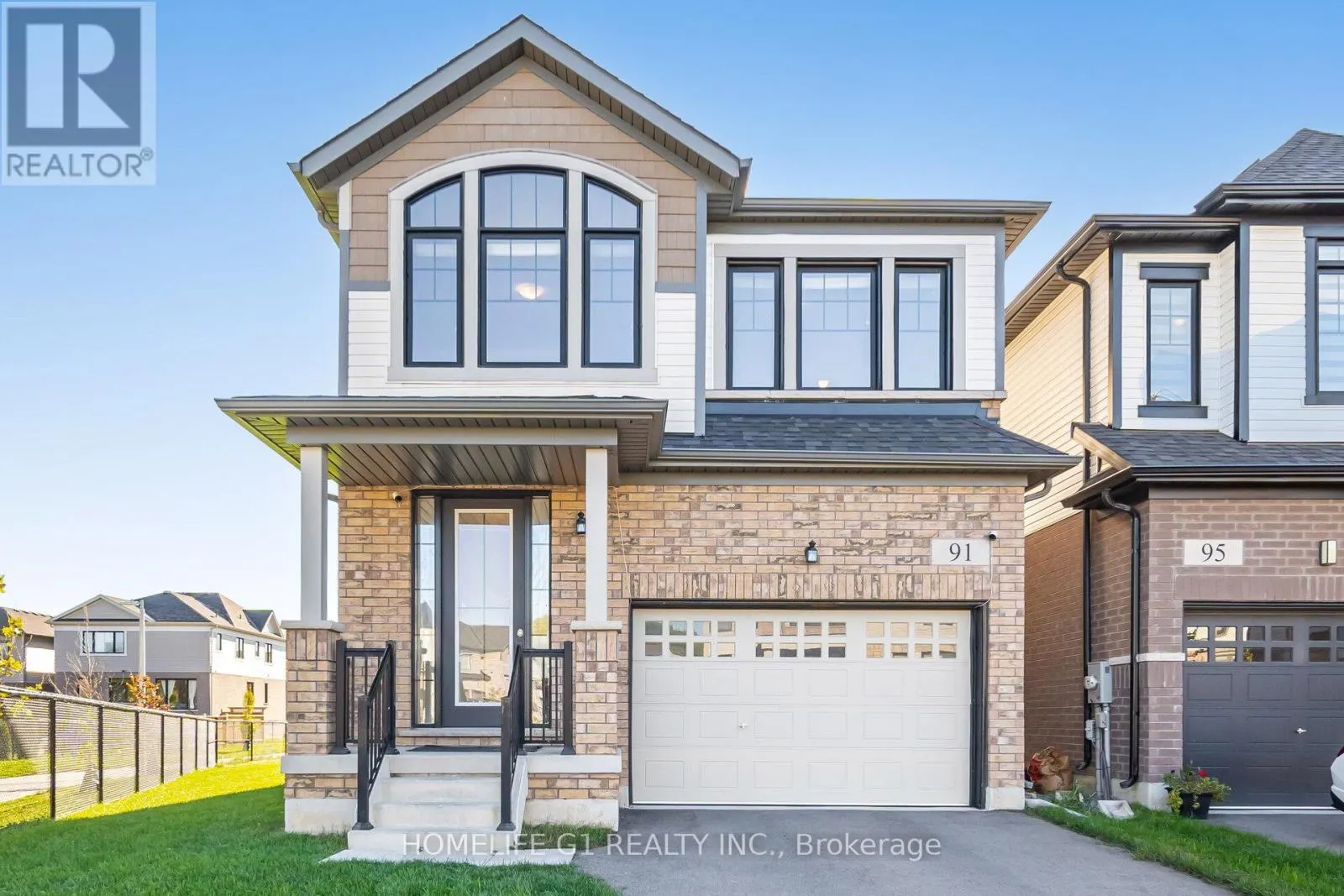 91 FAIREY CRESCENT
