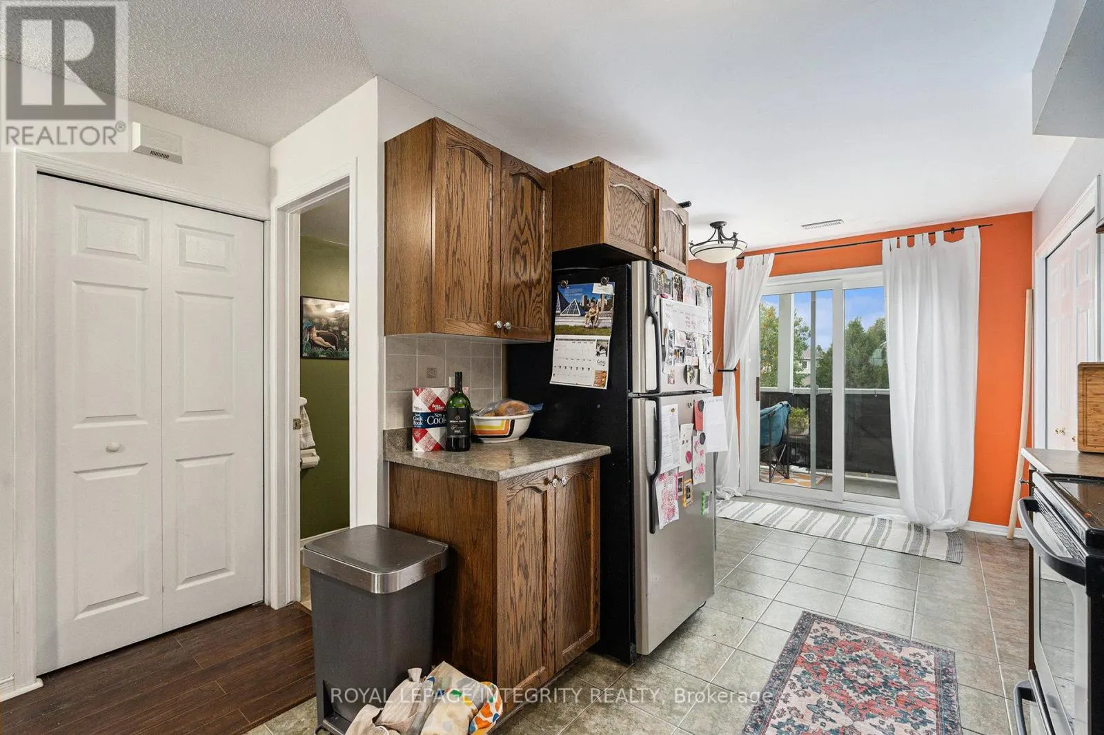 813 LONGFIELDS DRIVE