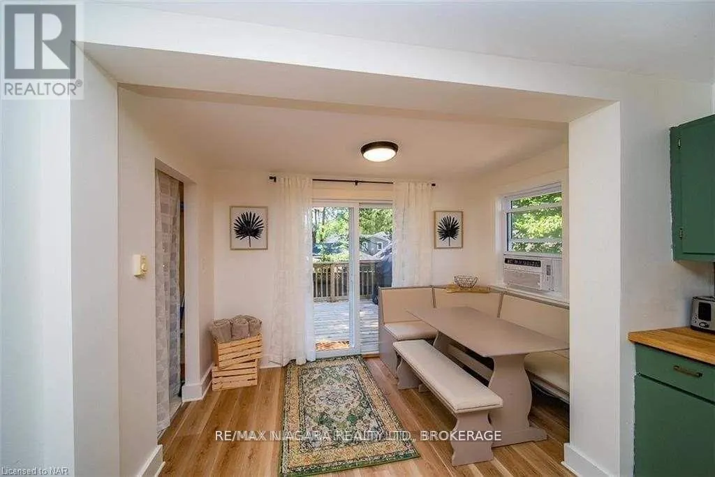 248 LINCOLN ROAD W