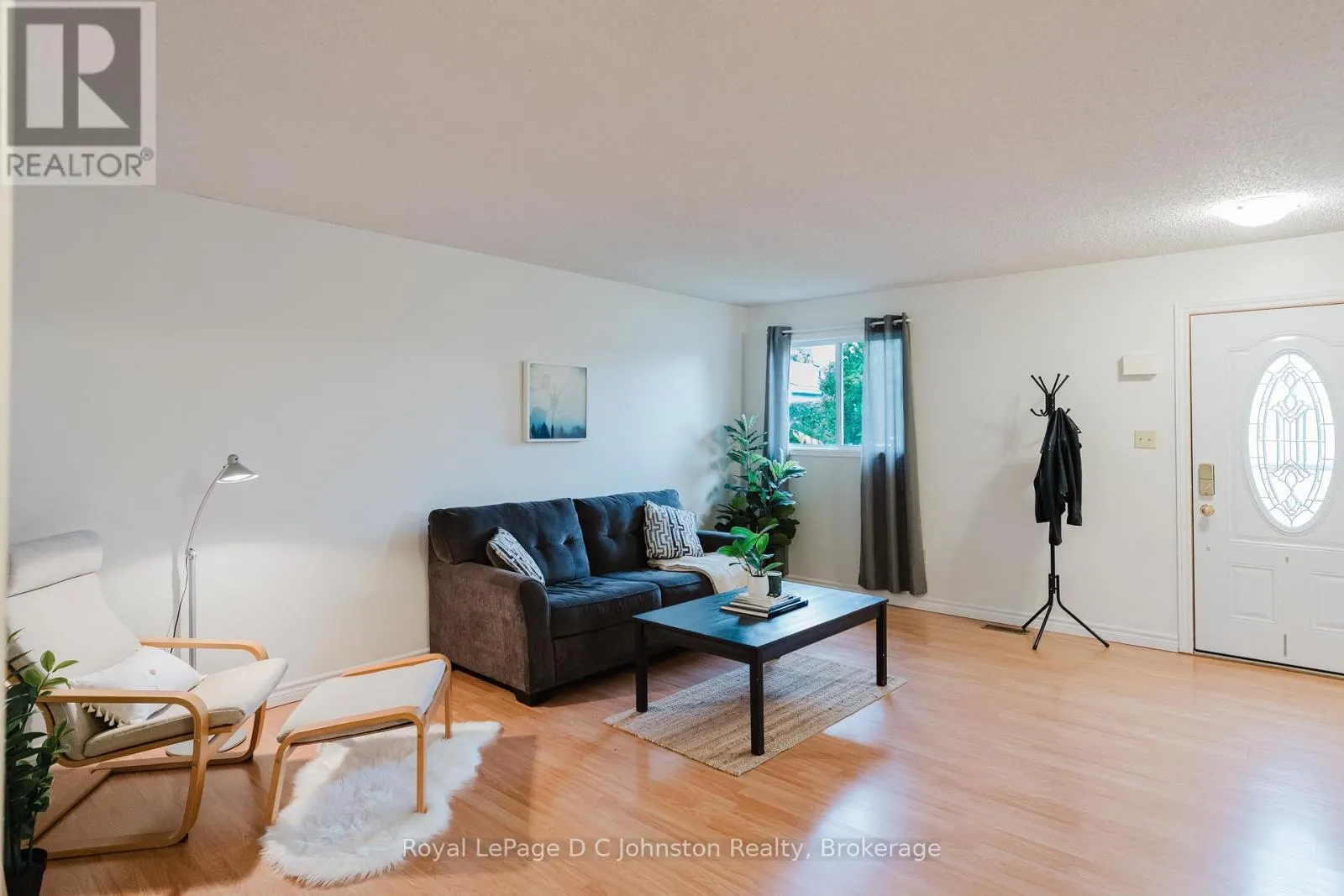 38 - 303 WATERLOO STREET, #38
