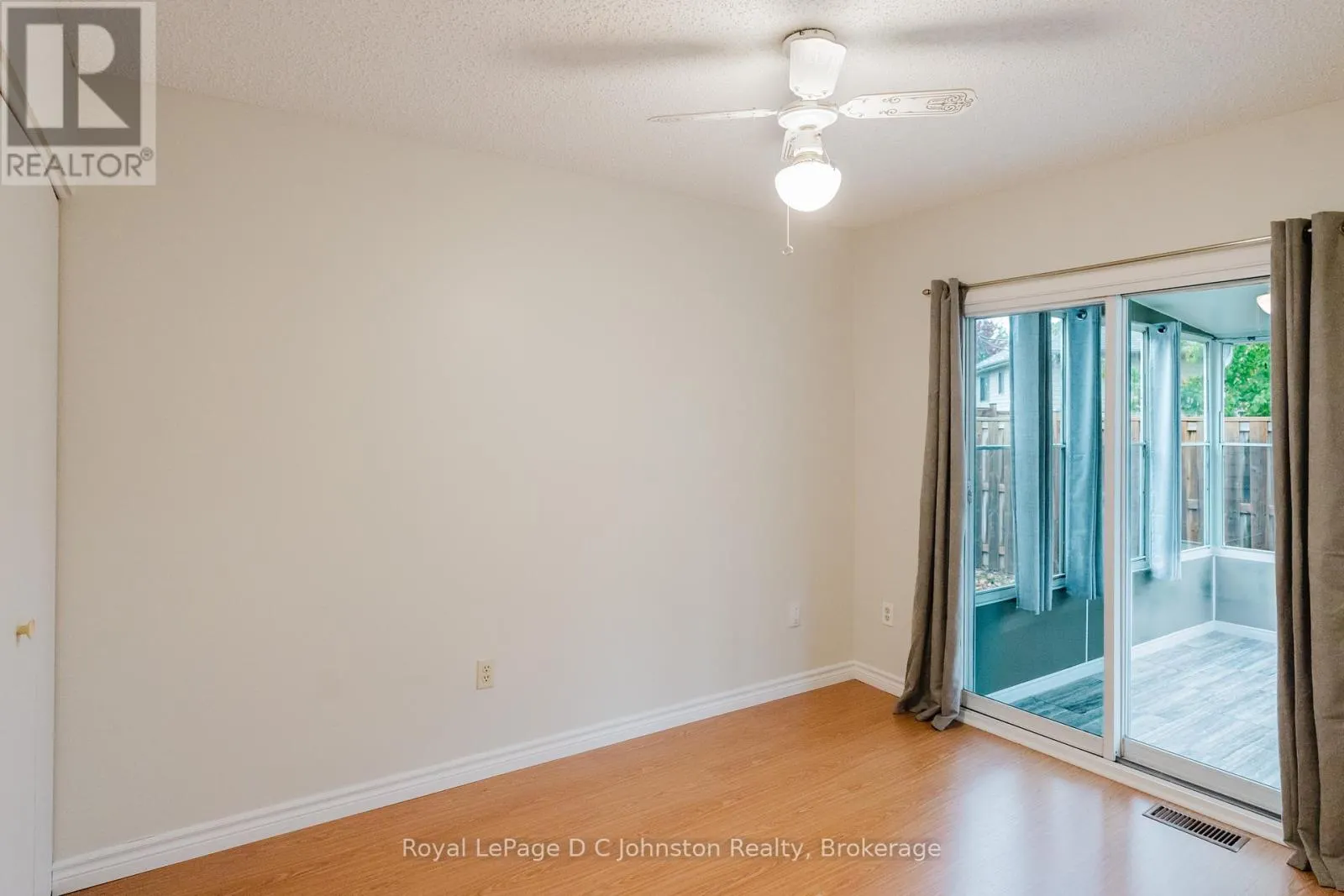 38 - 303 WATERLOO STREET, #38