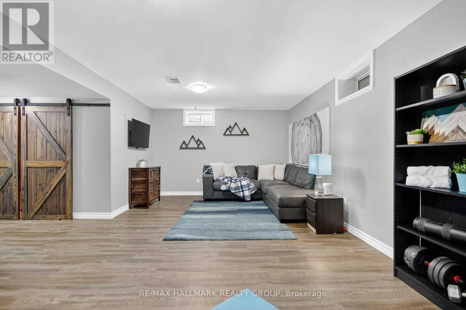 125 MAESTRO AVENUE