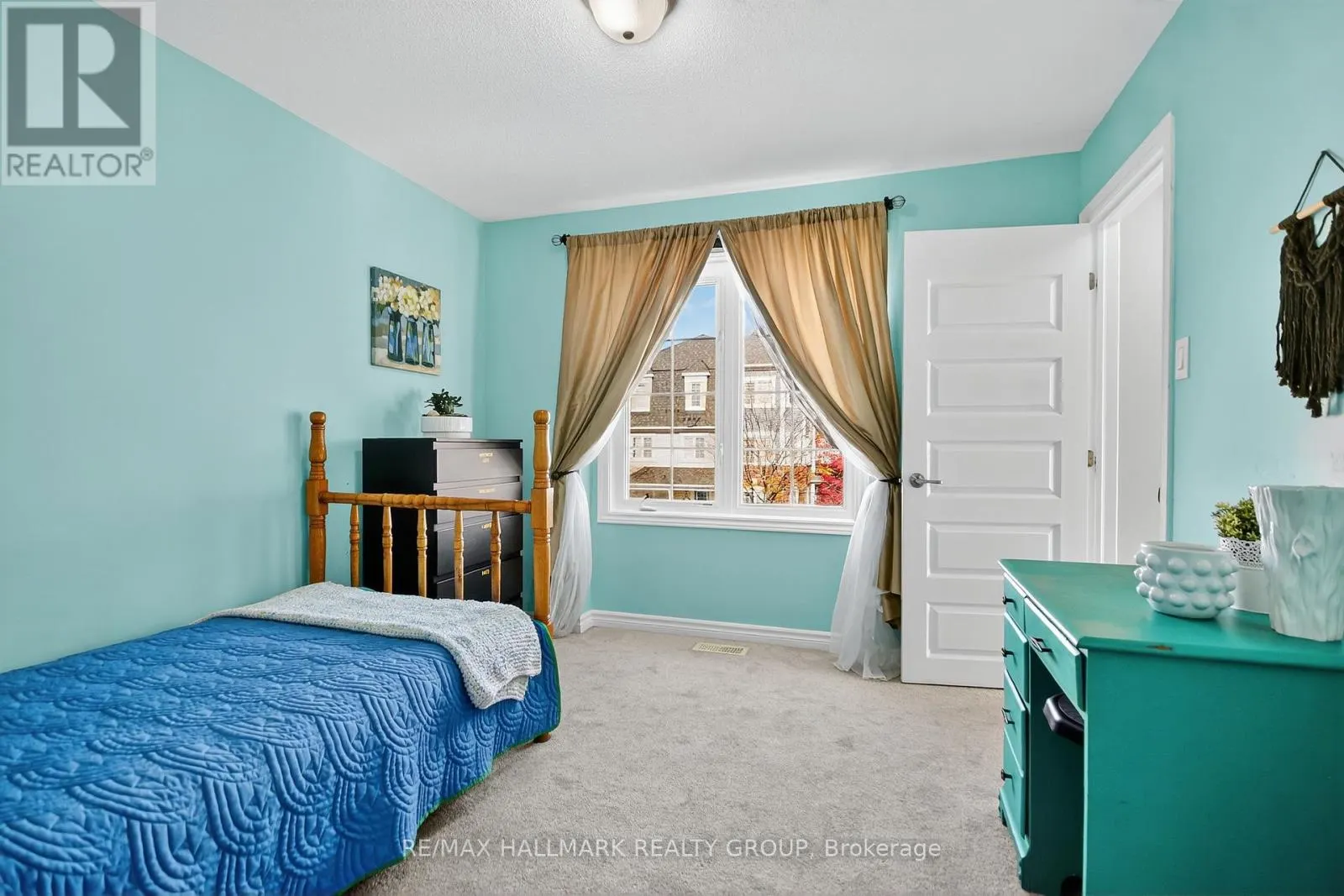 125 MAESTRO AVENUE