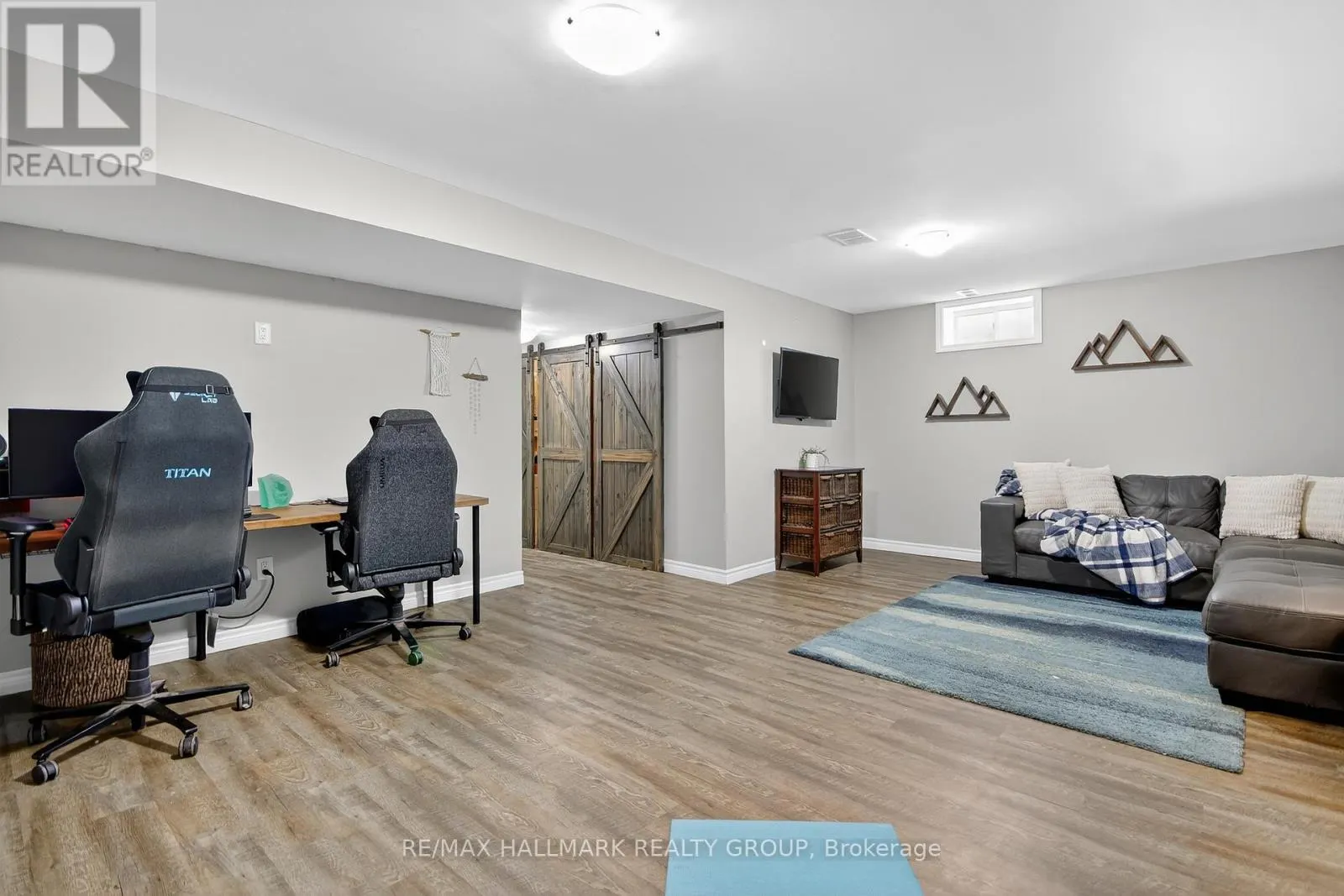 125 MAESTRO AVENUE