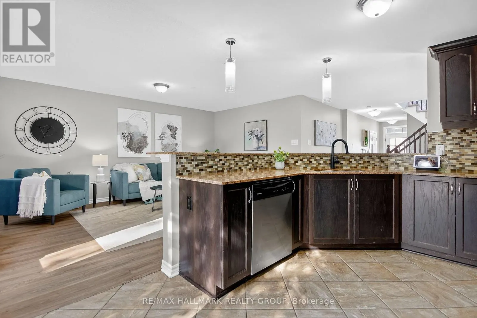 125 MAESTRO AVENUE