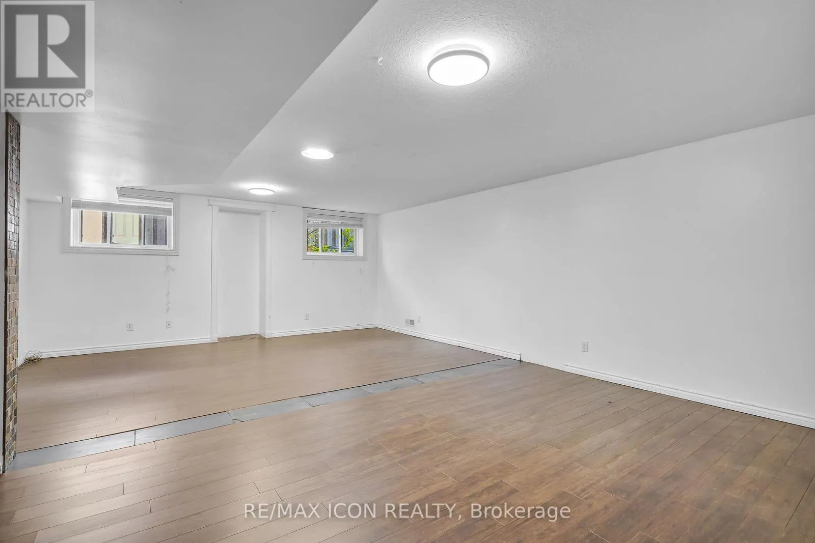 1734 TIGERLILY ROAD