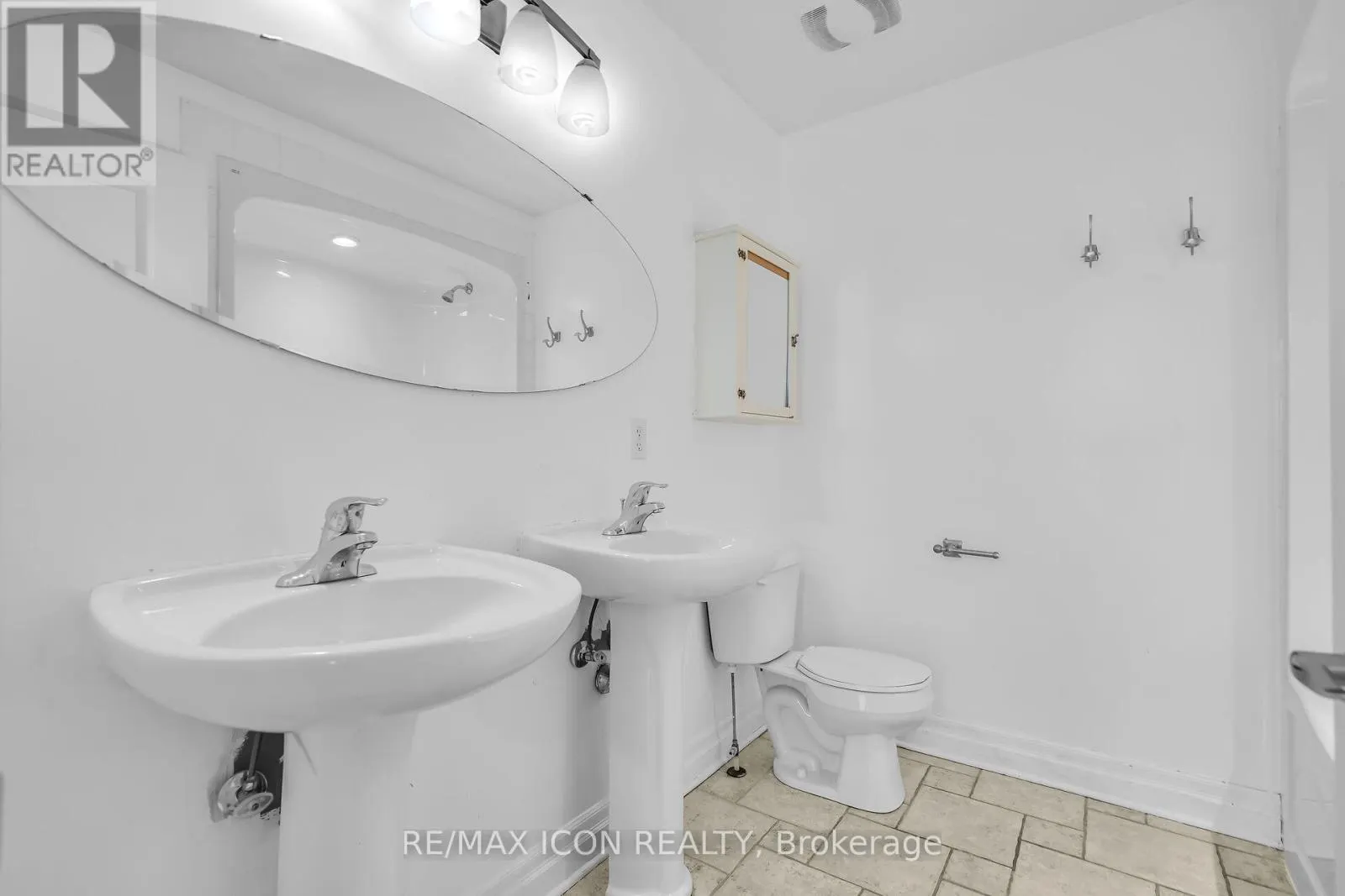 1734 TIGERLILY ROAD