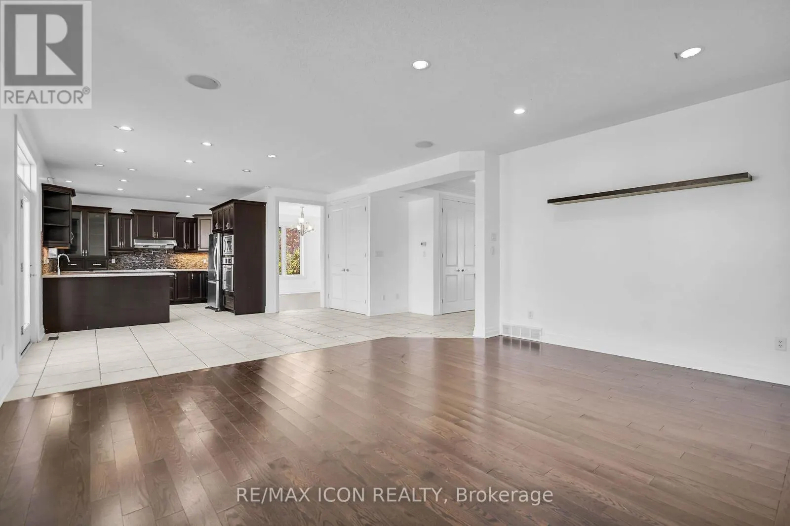1734 TIGERLILY ROAD